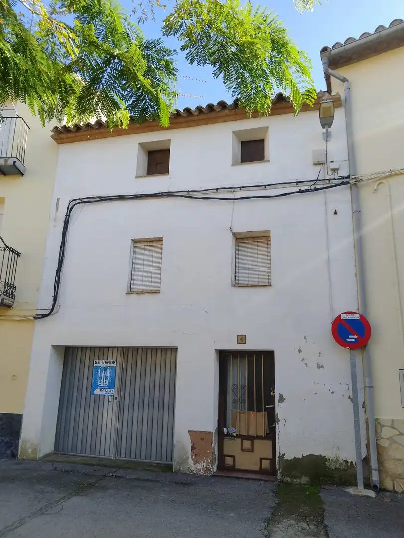 Vista exterior de Finca rústica en venta en Alcampell con Terraza, Trastero y Amueblado