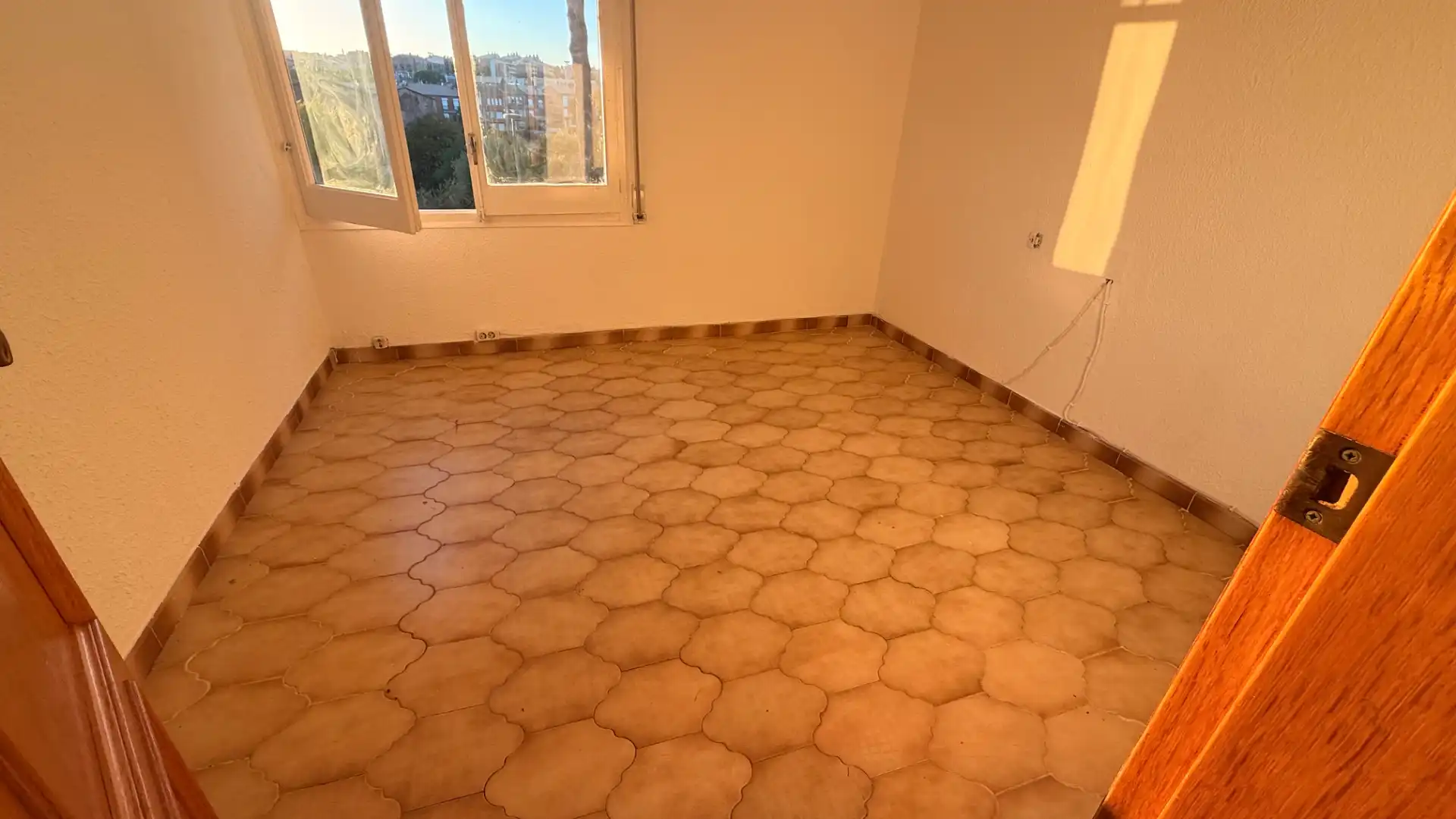 Piso con terraza en venta en Passeig de Can Codorniu 7, imagen 15