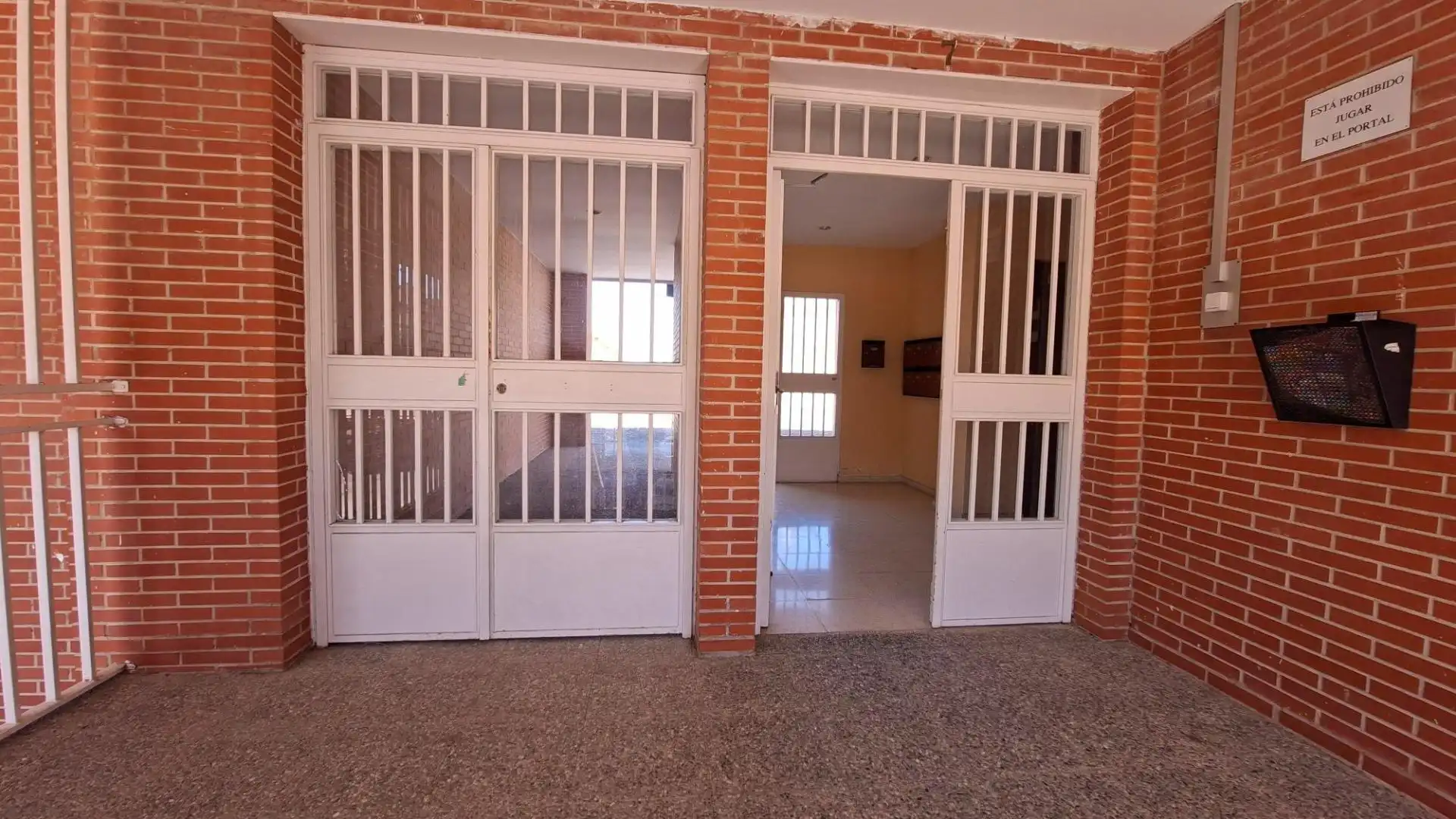 Flat for sale in Cáceres  with Air Conditioner, Heating and Balcony