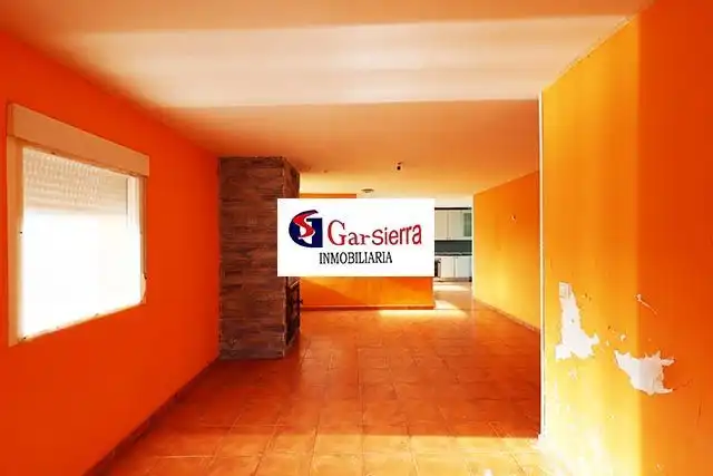 Vista exterior de Casa o xalet en venda en El Casar amb Calefacció, Jardí privat i Traster