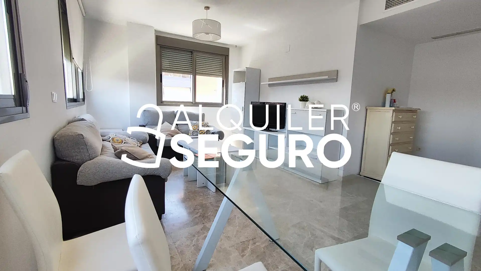 Sala d'estar de Pis de lloguer en Córdoba amb Aire condicionat, Traster i Piscina