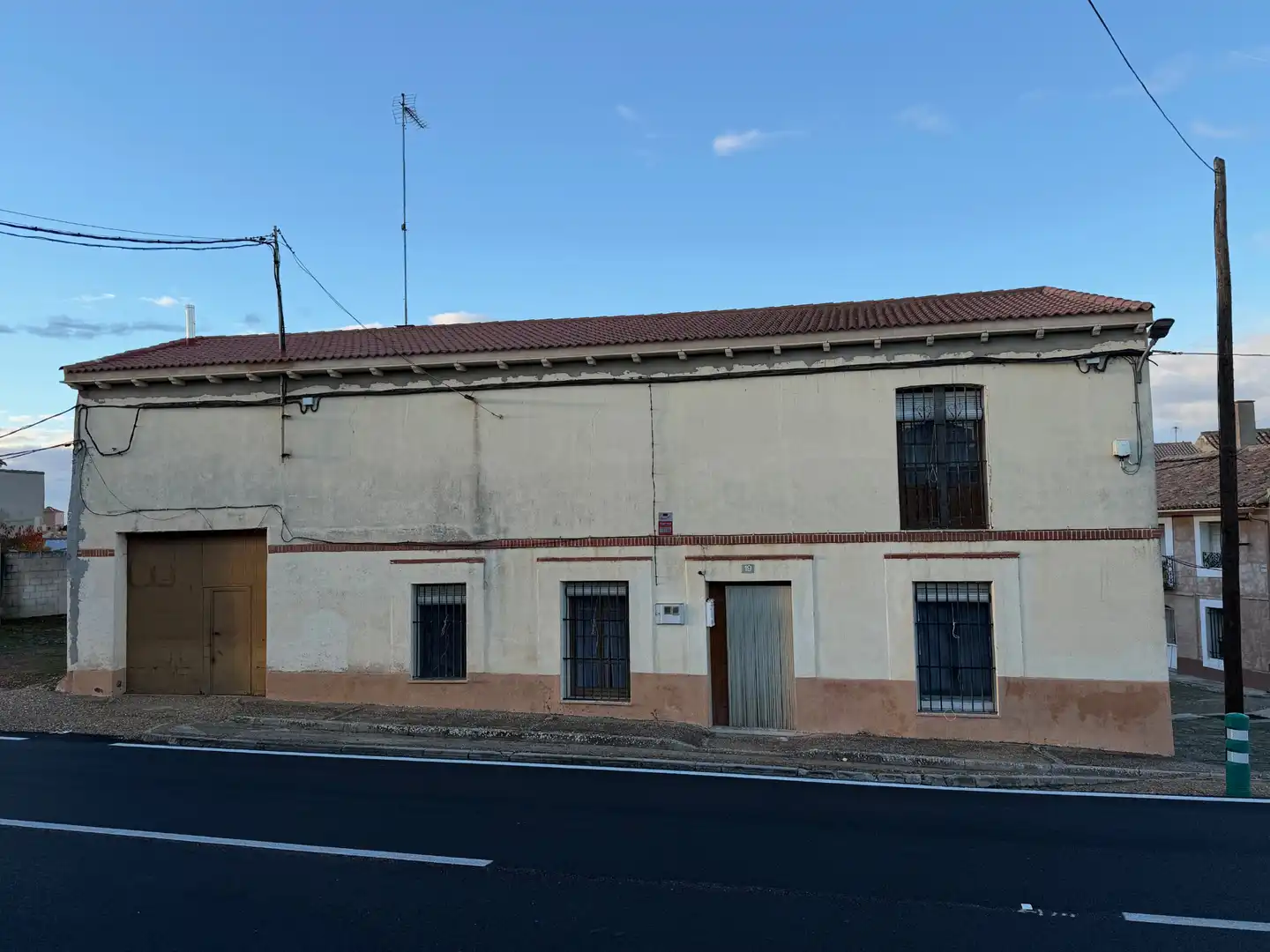 Vista exterior de Finca rústica en venda en Valdunquillo amb Calefacció, Terrassa i Traster