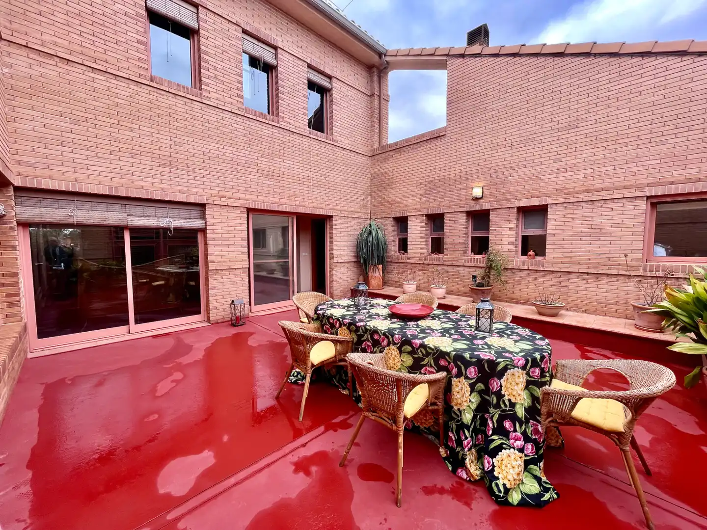 Terrassa de Casa o xalet en venda en Alicante / Alacant amb Aire condicionat, Calefacció i Jardí privat