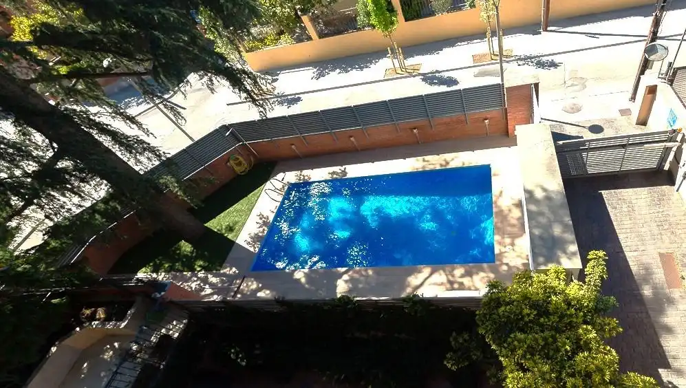 Swimming pool of Attic for sale in Sant Cugat del Vallès  with Air Conditioner, Heating and Private garden