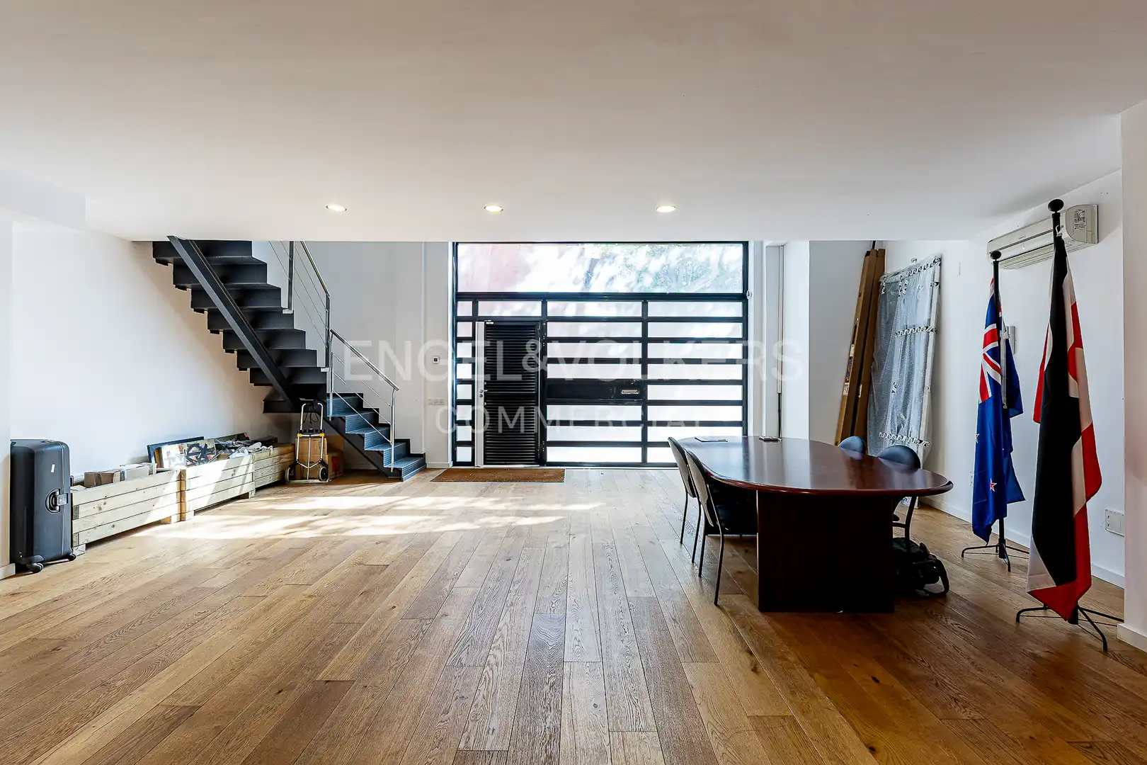 Exterior view of Commercial properties for sale in Barcelona