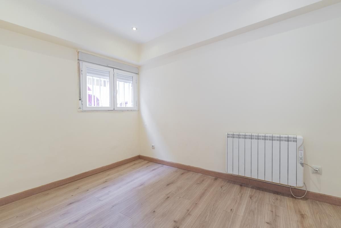 Dormitori de Planta baixa en venda en  Madrid Capital