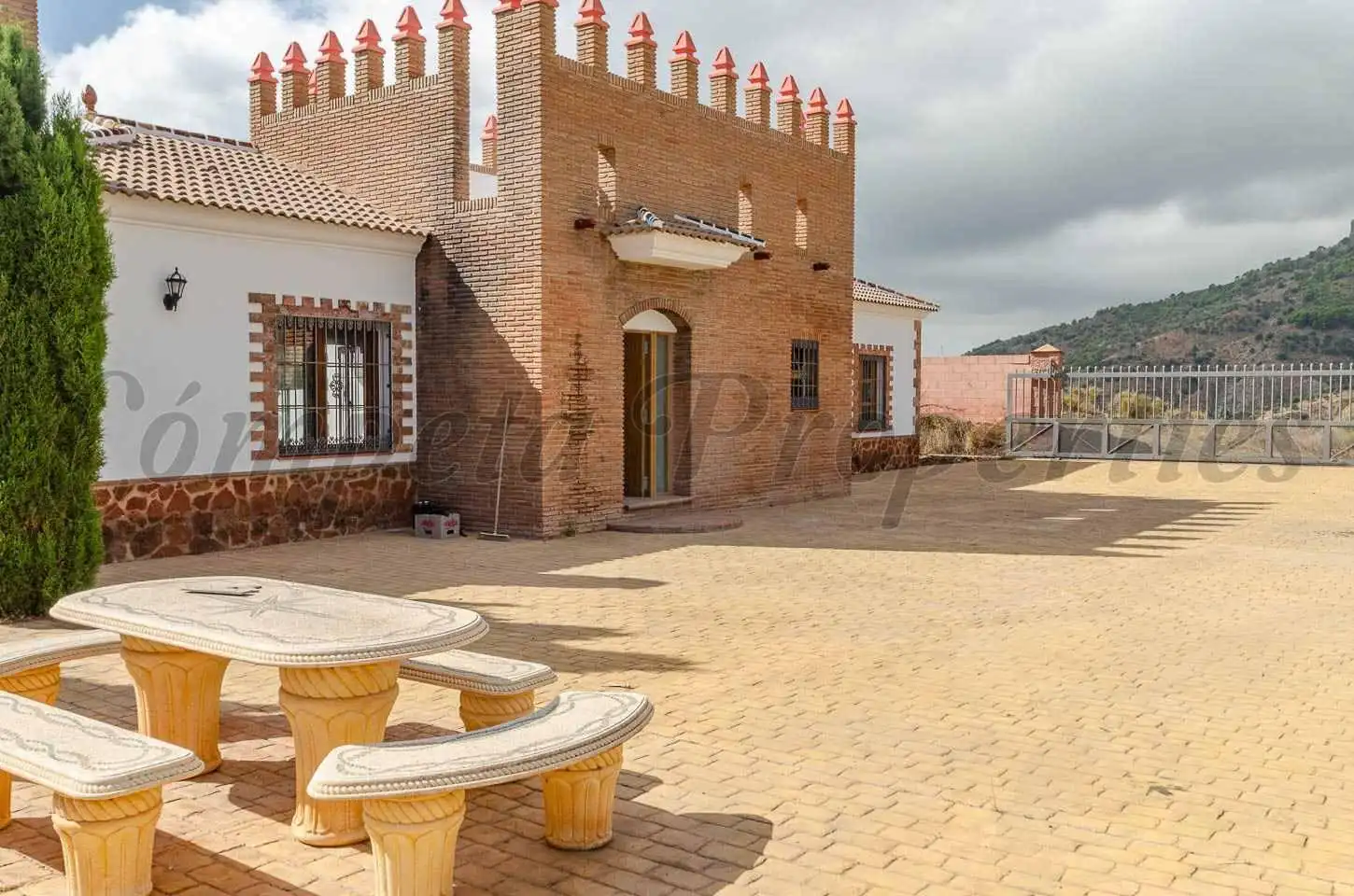 Casa amb piscina en venda a Sedella, imagen 5