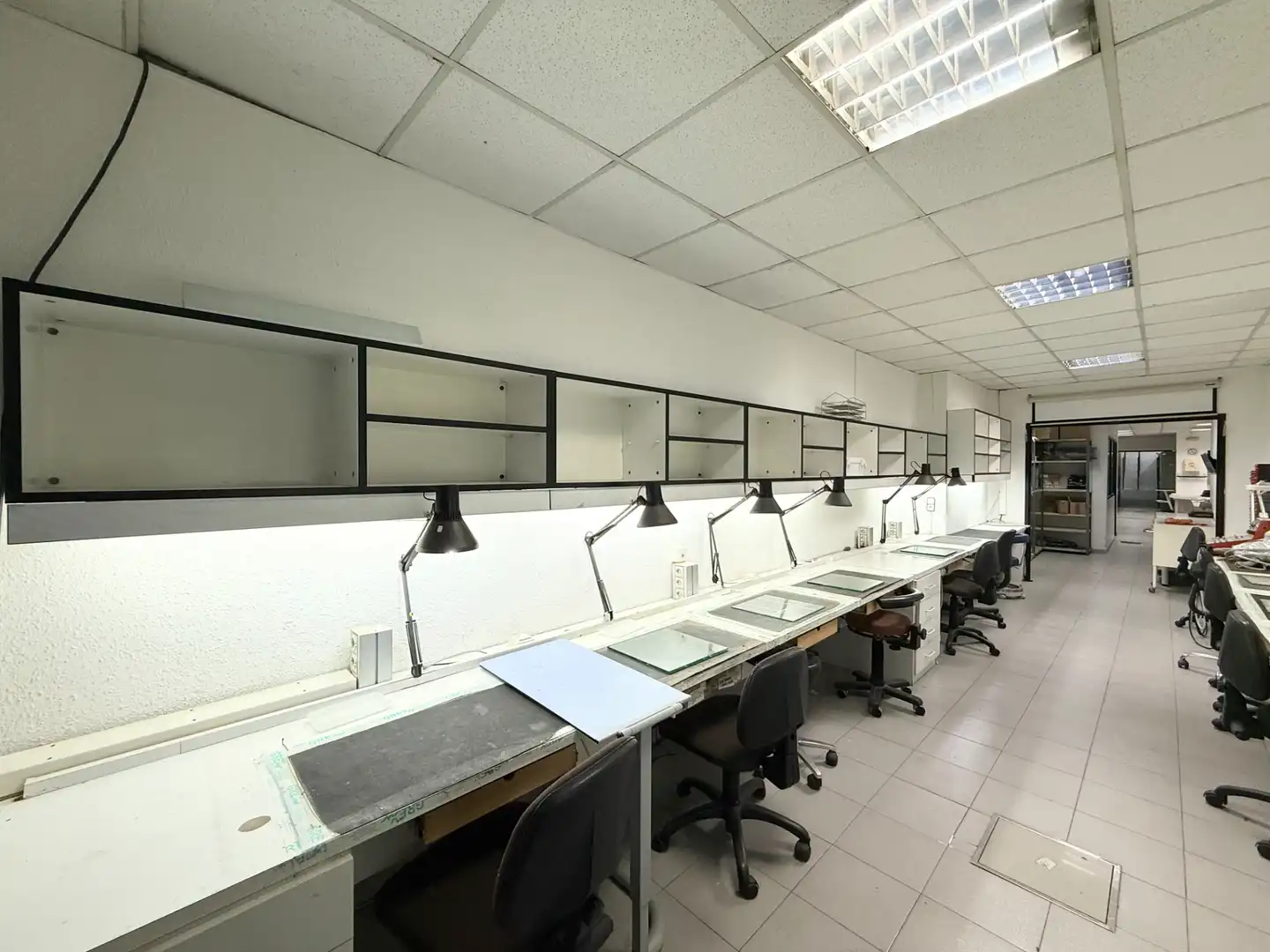 Commercial properties for rent in Barcelona  with Air Conditioner and Heating