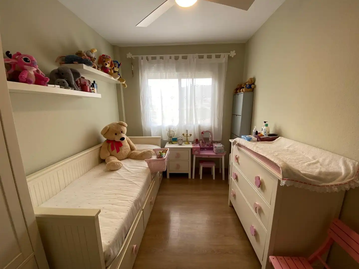 Dormitori de Casa o xalet en venda en Cartagena amb Aire condicionat i Jardí privat