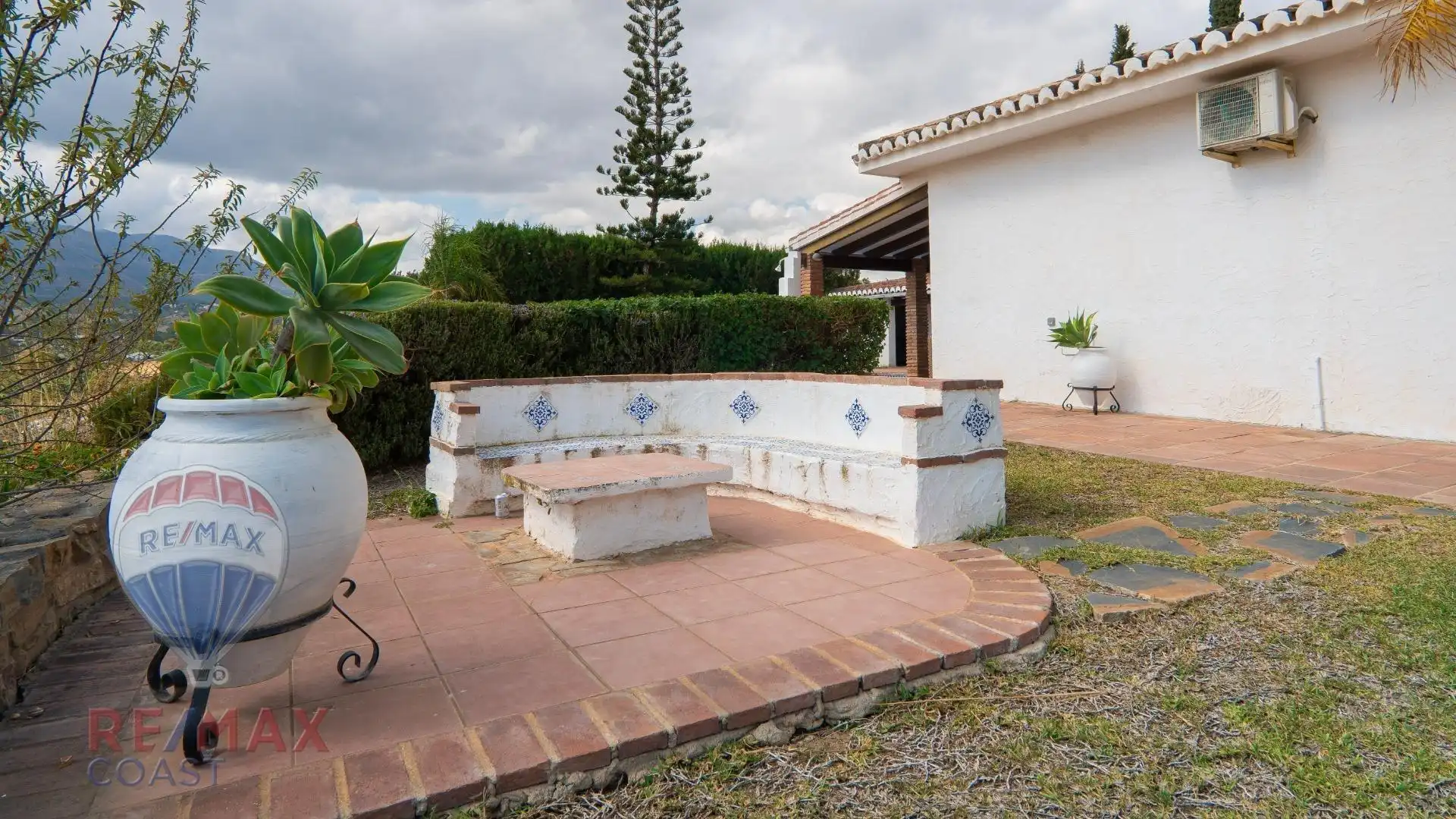 Jardí de Casa o xalet en venda en Alhaurín de la Torre amb Aire condicionat, Jardí privat i Terrassa