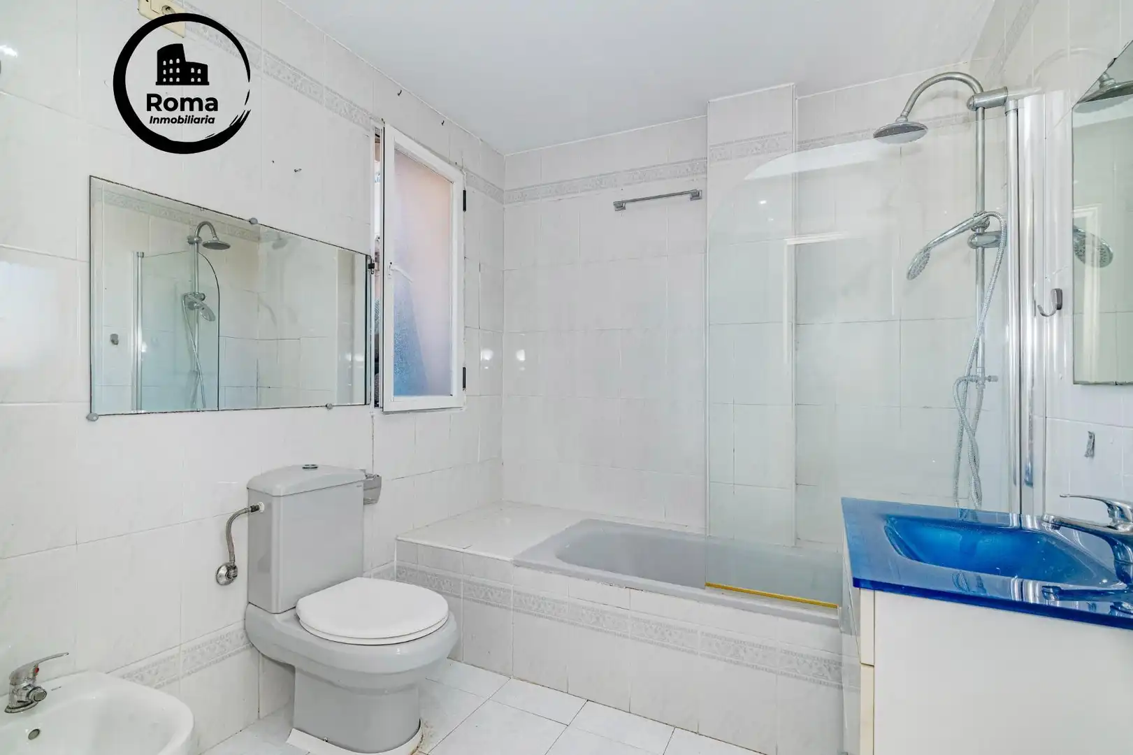 Baño de Ático en venta en La Zubia con Aire acondicionado, Calefacción y Terraza