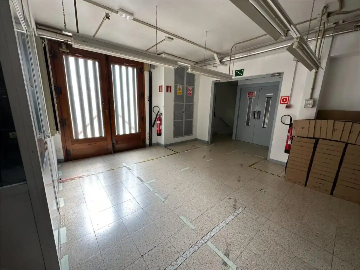 Industrial buildings for rent in Mediona