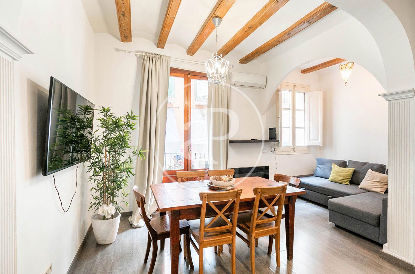 Vista exterior de Piso en venta en  Barcelona Capital con Aire acondicionado, Calefacción y Amueblado