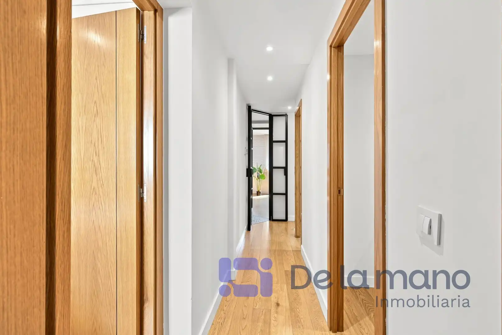 Flat for rent in Madrid  with Air Conditioner, Heating and Furnished