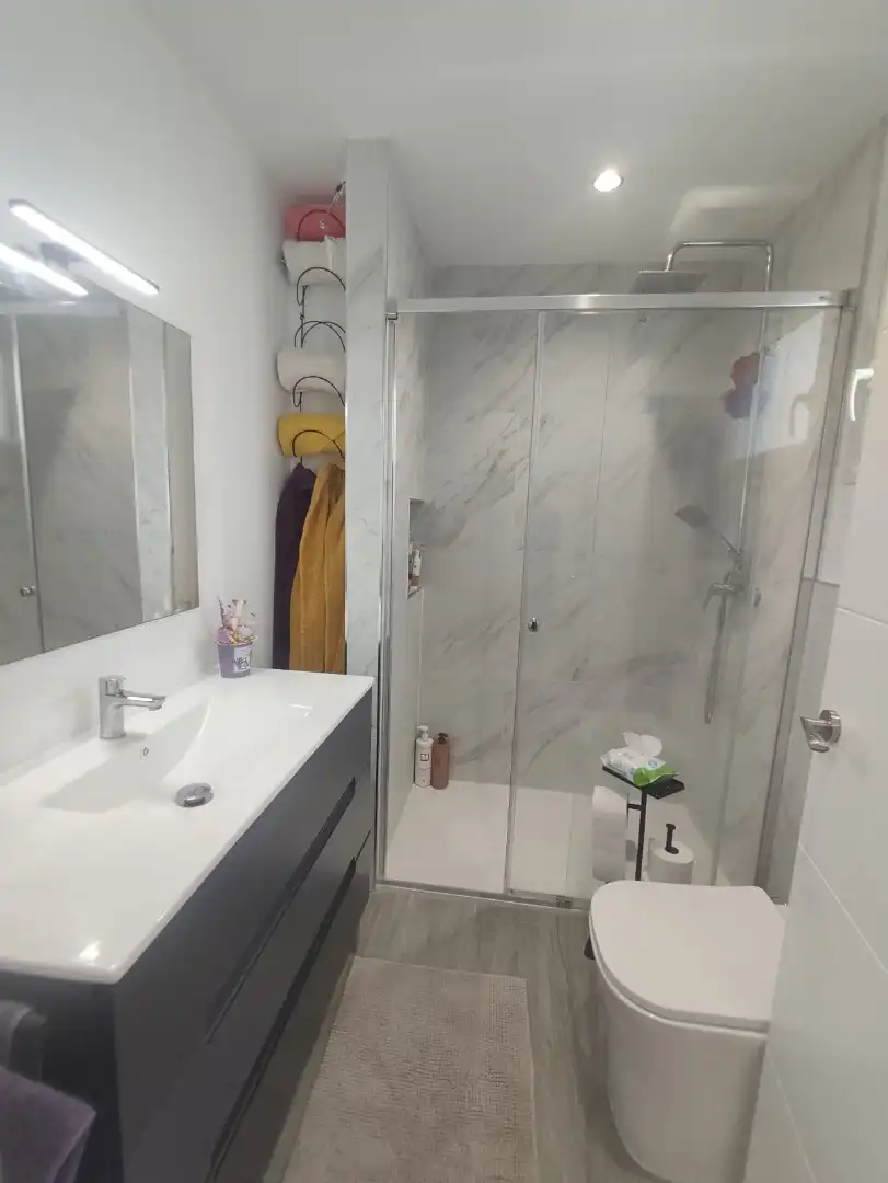 Bathroom of Houses for sale in Las Ventas de Retamosa  with Air Conditioner, Heating and Storage room