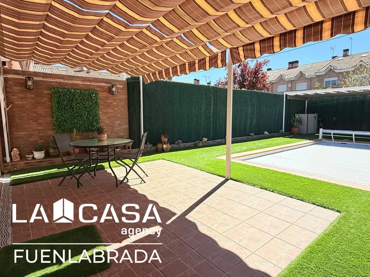 Terrassa de Casa adosada en venda en Griñón amb Aire condicionat, Terrassa i Piscina