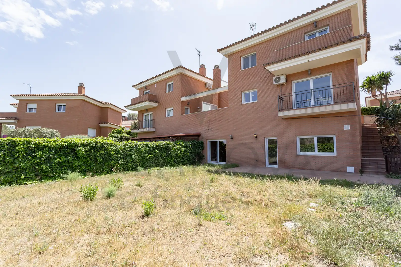 Vista exterior de Casa adosada en venda en Riudecanyes amb Aire condicionat, Calefacció i Jardí privat