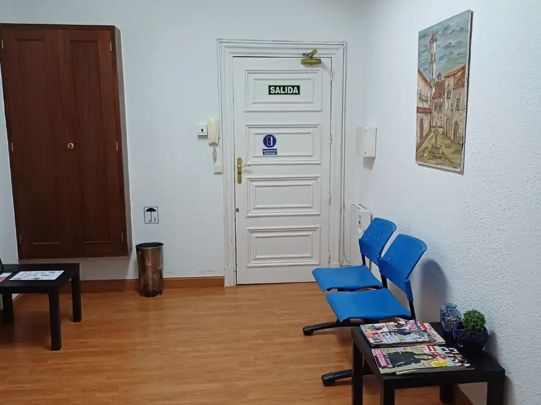 Oficina de lloguer en Burgos amb Alarma