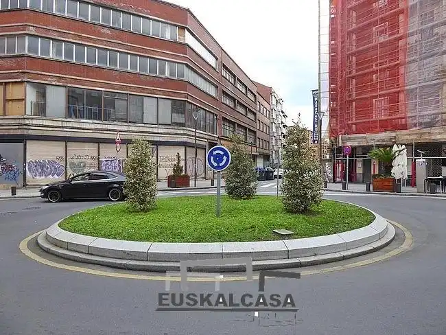 Vista exterior de Piso en venta en Bilbao  con Terraza y Amueblado