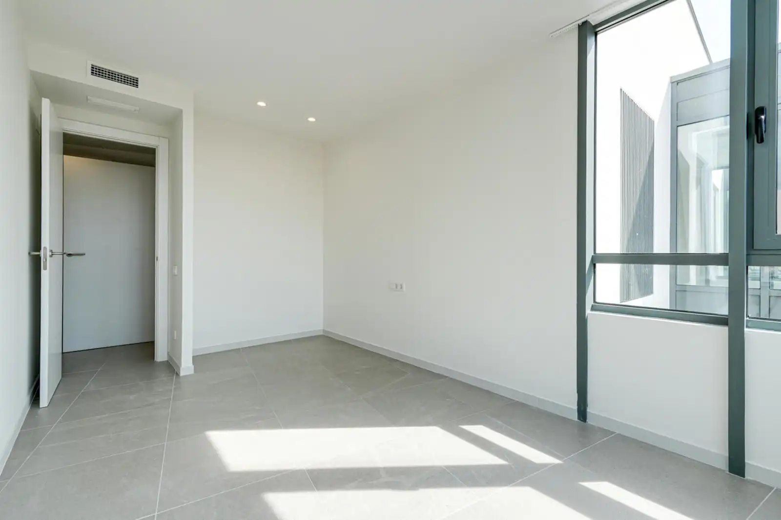 Habitación de Piso en venta en L'Hospitalet de Llobregat con Terraza