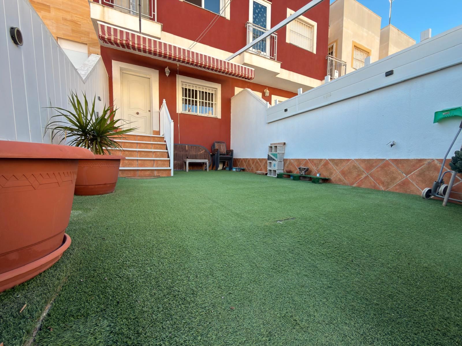 Terrassa de Casa o xalet en venda en San Pedro del Pinatar amb Aire condicionat, Jardí privat i Terrassa