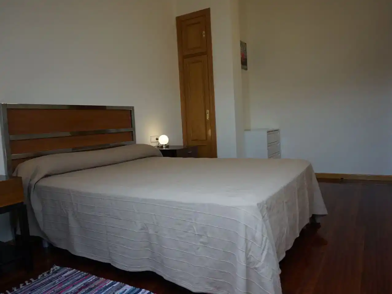 Dormitori de Apartament de lloguer en Universidad
