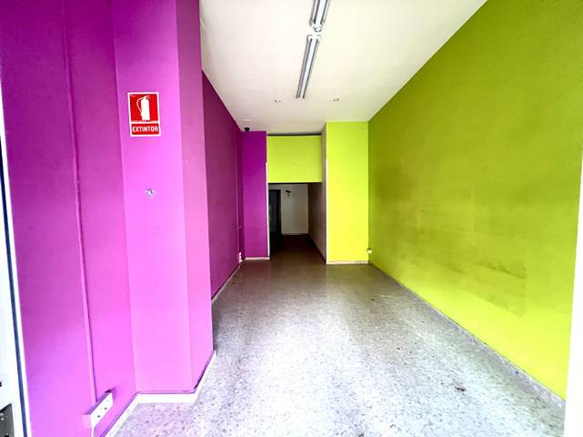 Local comercial en Venta en Músico Pascual Asensio Hernandez en Ensanche - Parque Santa Rosa