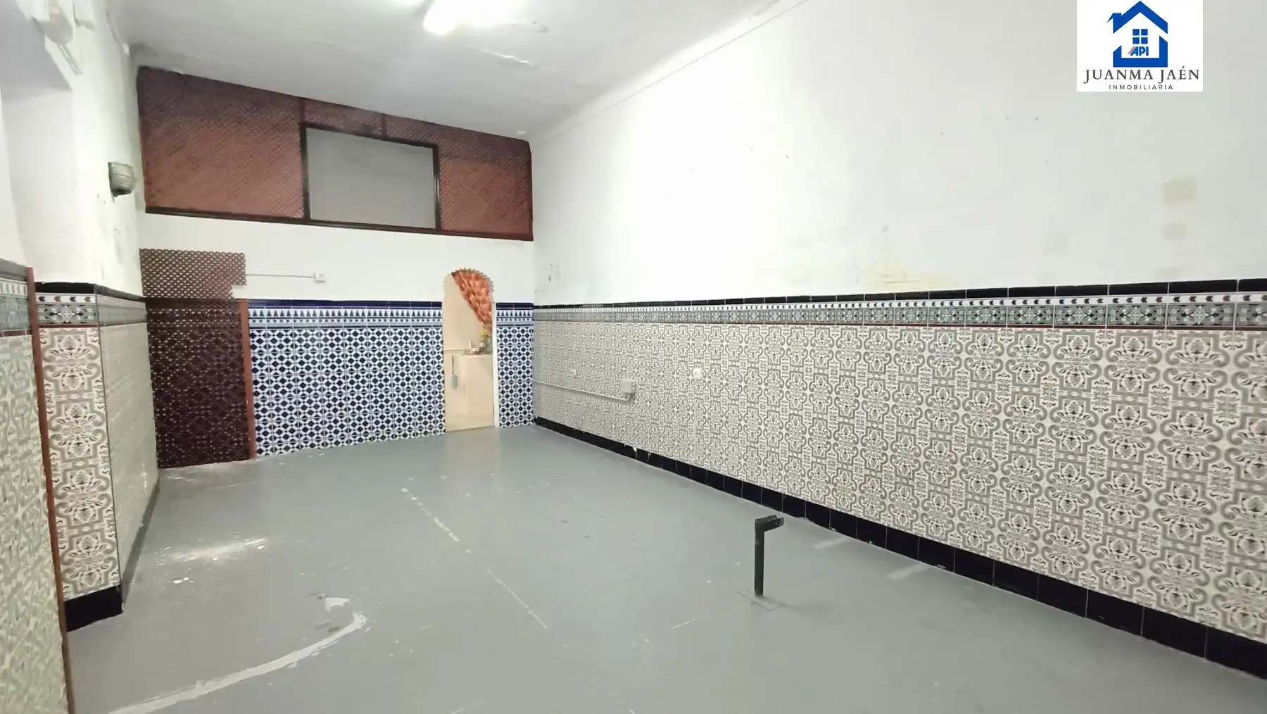 Local comercial en alquiler en El Cristo - Cayetano Roldán, imagen 5