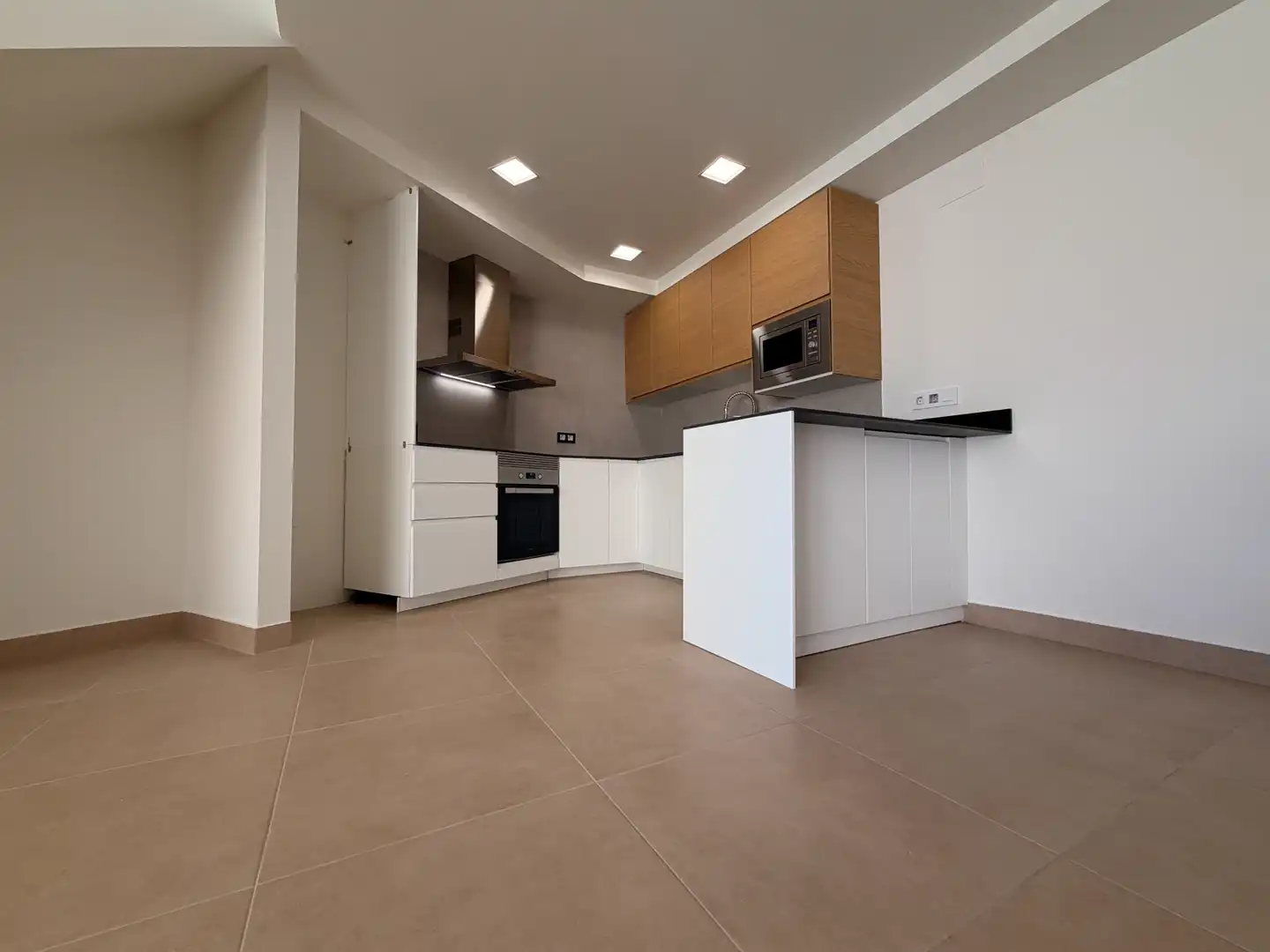 Cocina de Dúplex en venta en Terrassa con Aire acondicionado, Calefacción y Terraza