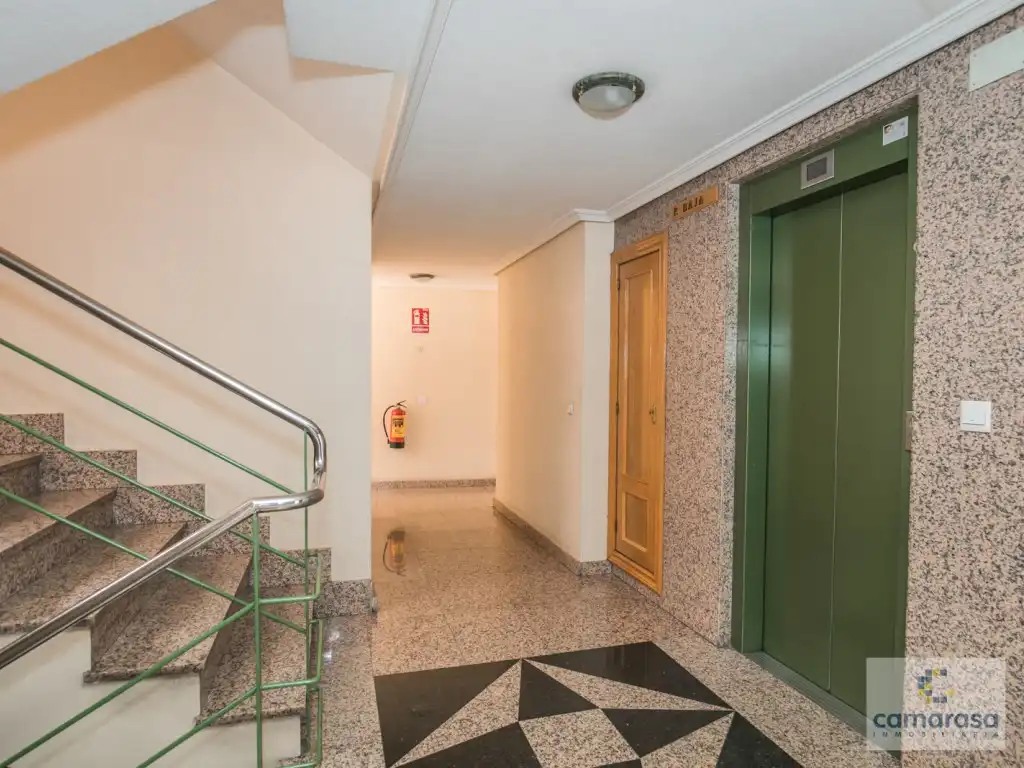 Flat for rent in Ávila  with Heating