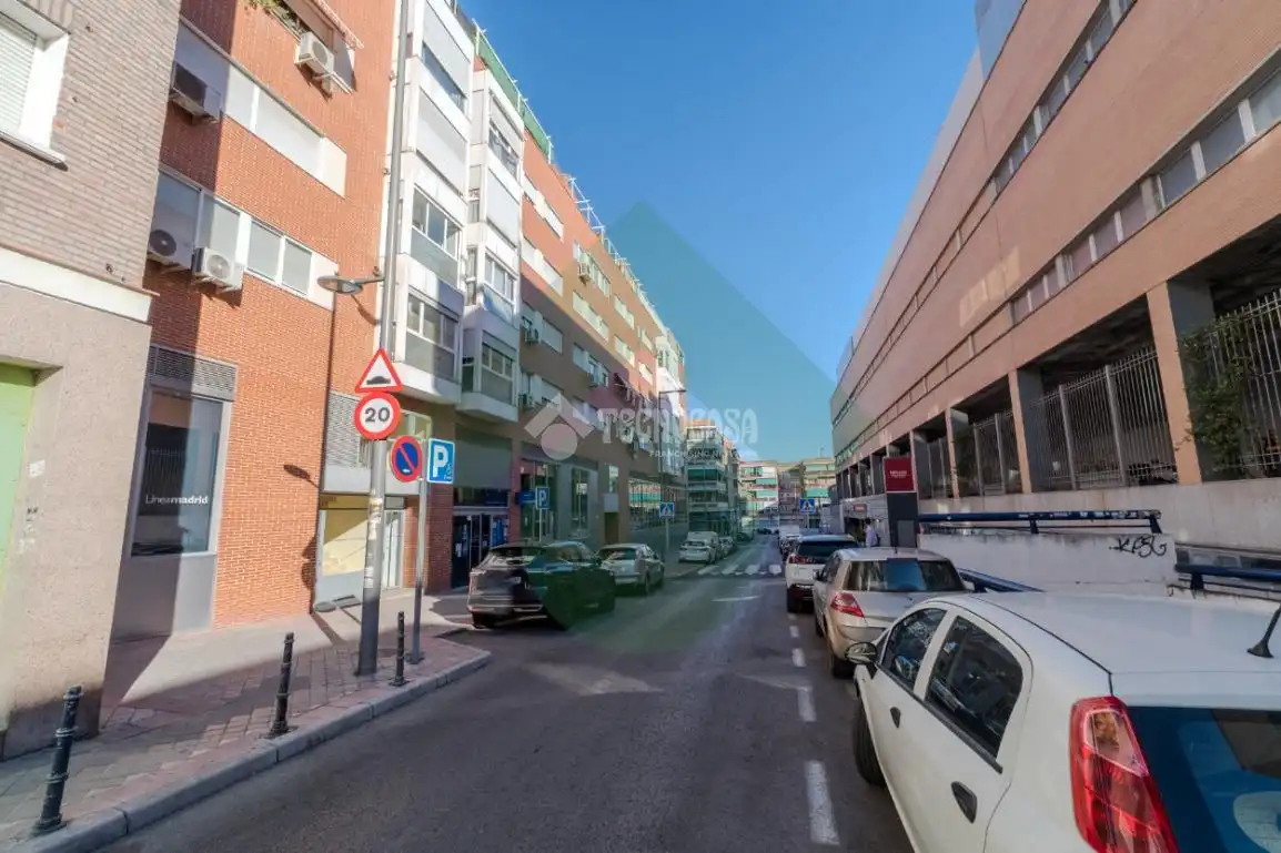 Exterior view of Flat for sale in Madrid  with Air Conditioner, Heating and Terrace