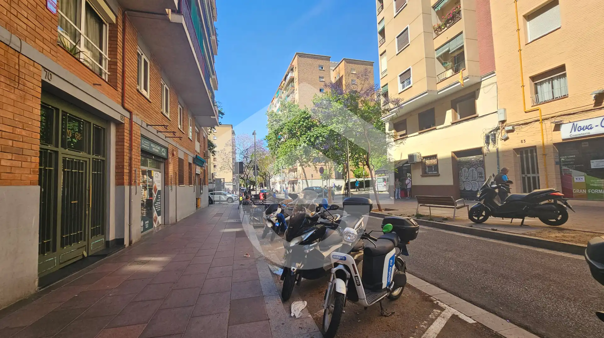 Exterior view of Commercial properties for rent in Barcelona