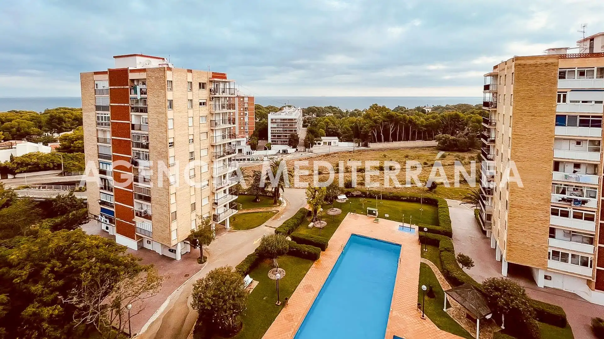 Apartamento con terraza en venta en Las Rotas / Les Rotes, imagen 30