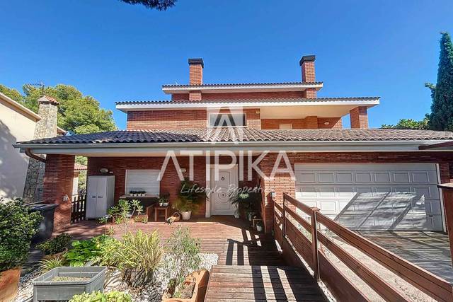 Casa-chalet en Venta en Can Roca