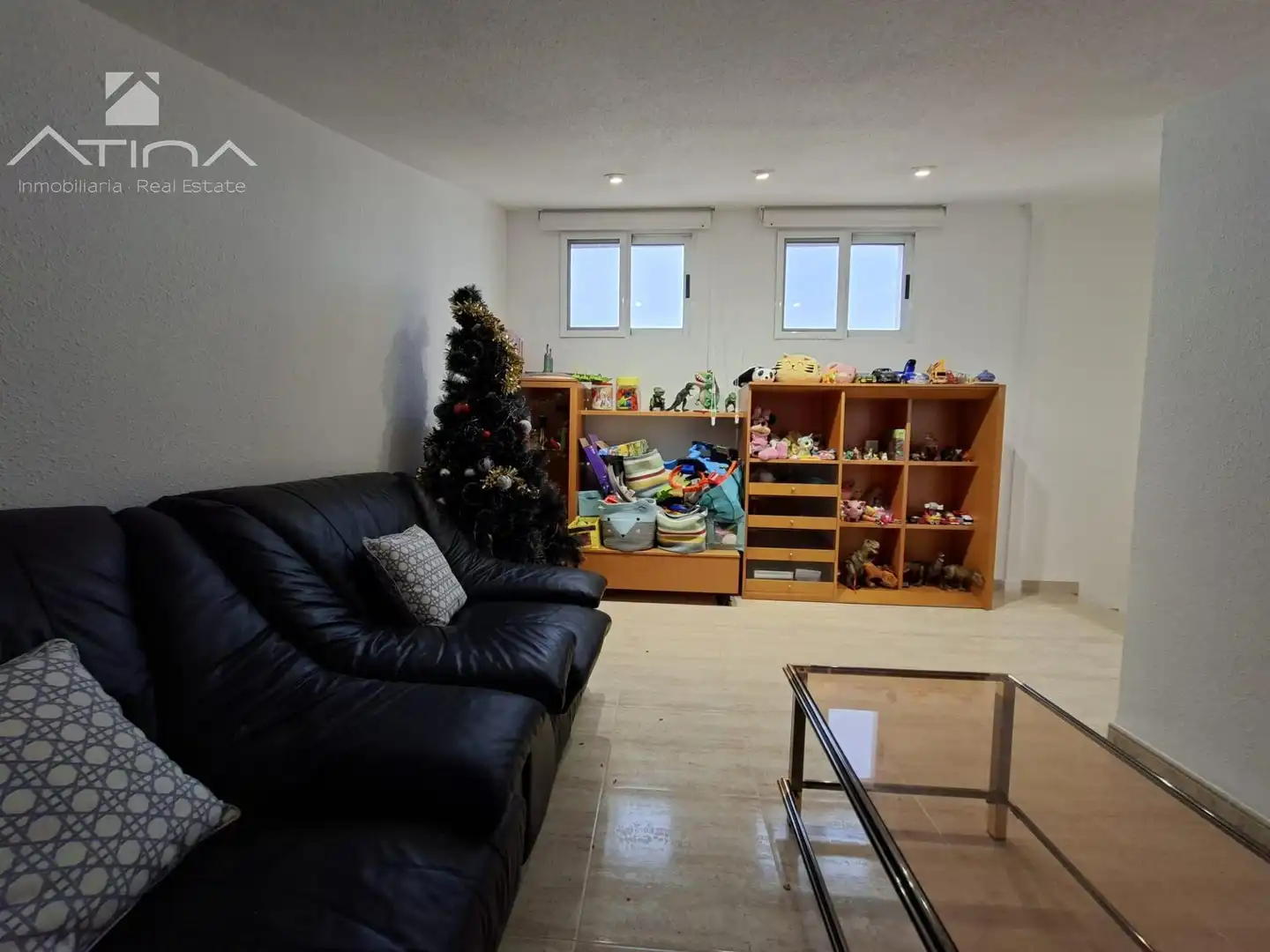 Haus oder Chalet zum Verkauf in Gandia mit Klimaanlage, Privatgarten und Terrasse