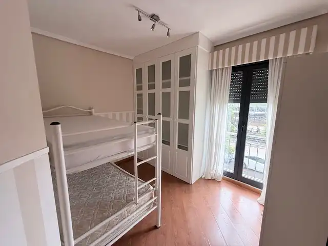 Flat for rent in Calle Antonio Borrero Chamaco, Pescadería