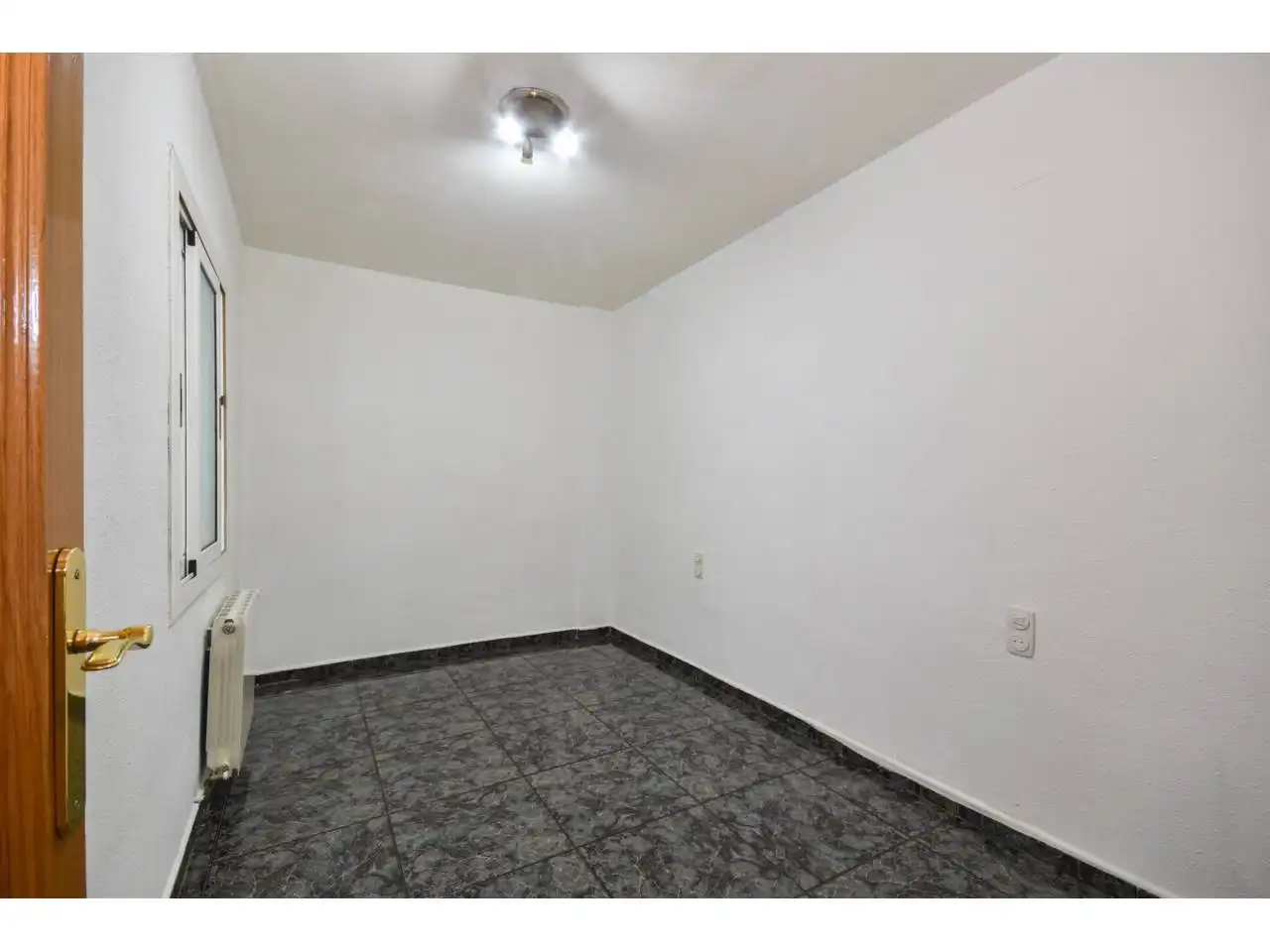 Piso en venta en Montcada i Reixac con Calefacción y Terraza