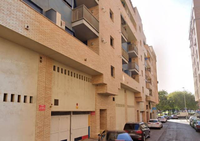 Garaje en Alquiler en Carrer SIERRA MARIOLA, 9 en Ensanche - Río Júcar