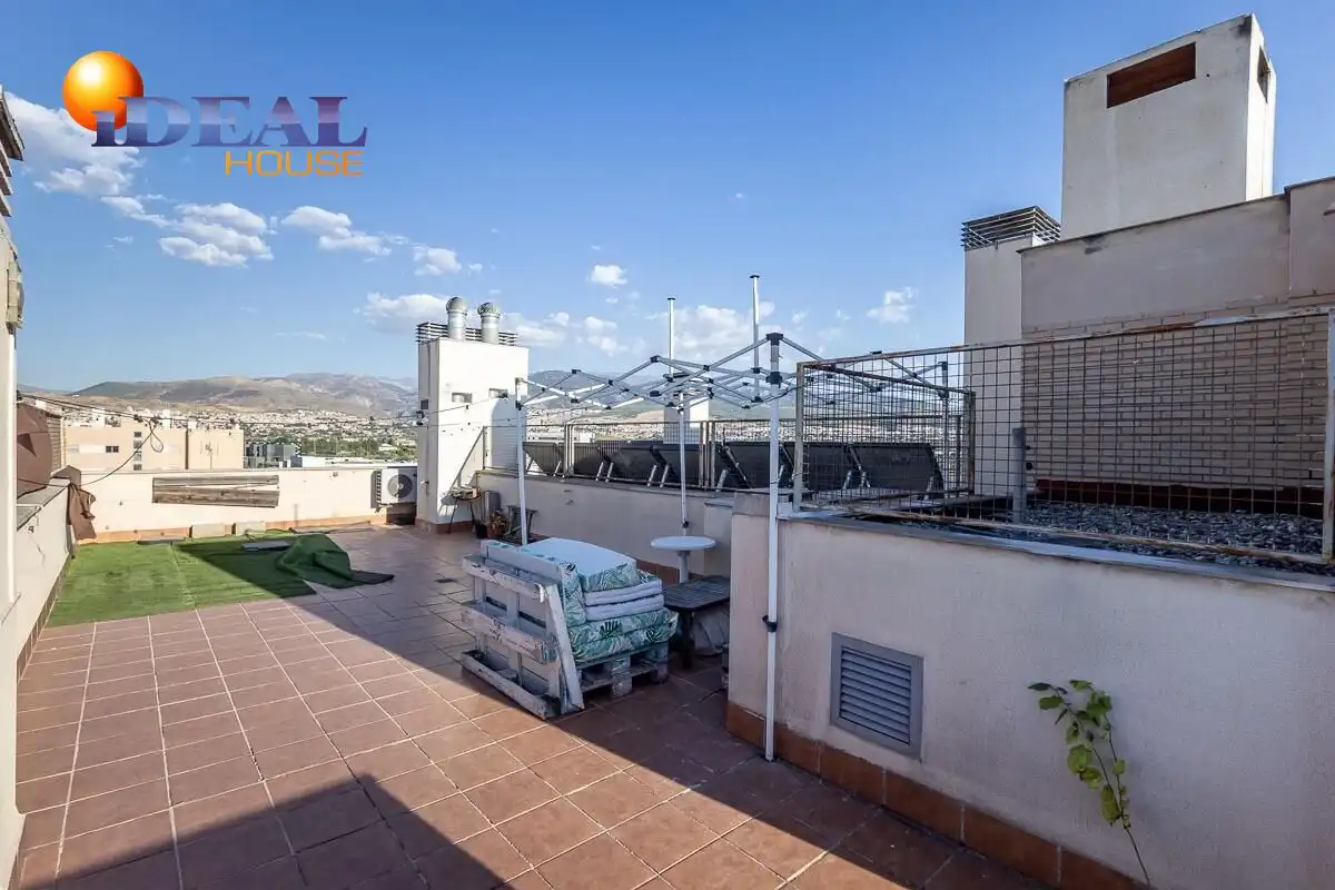 Penthouse mit Pool zum Verkauf in Avenida DE LA ILUSTRACION, imagen 6