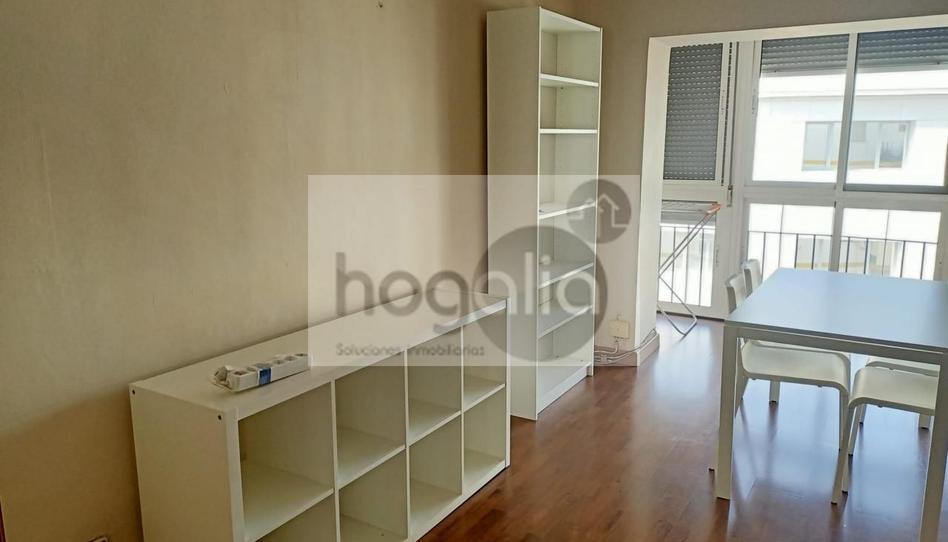 Photo 1 of Flat for sale in El Plantinar – Avda. La Paz - El Juncal, Sevilla