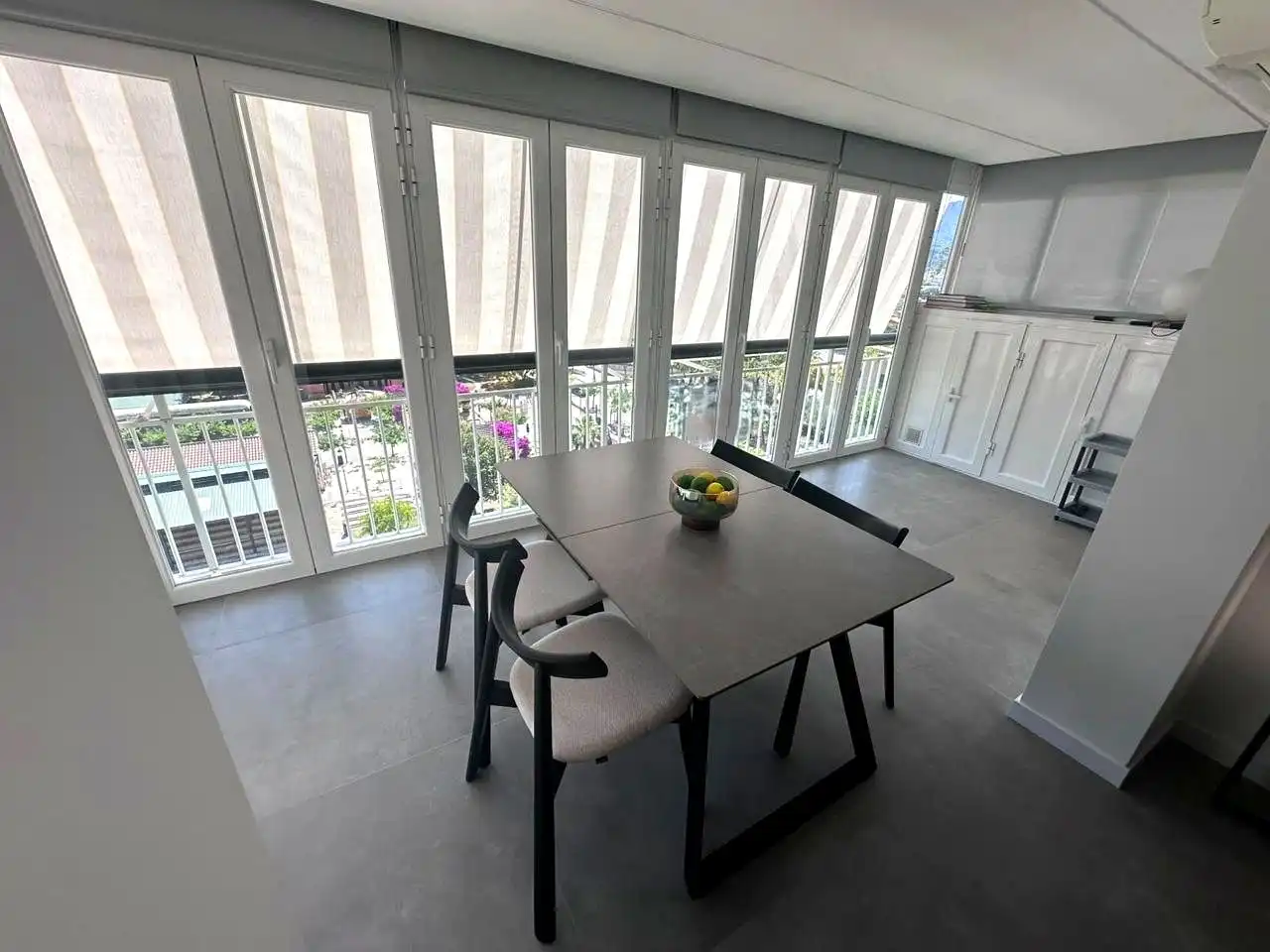 Esszimmer von Wohnung zur Miete in Benicasim / Benicàssim mit Klimaanlage, Terrasse und Möbliert