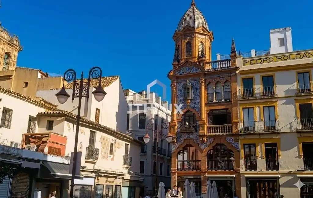 Vista exterior de Pis en venda en Sevilla amb Aire condicionat, Terrassa i Traster