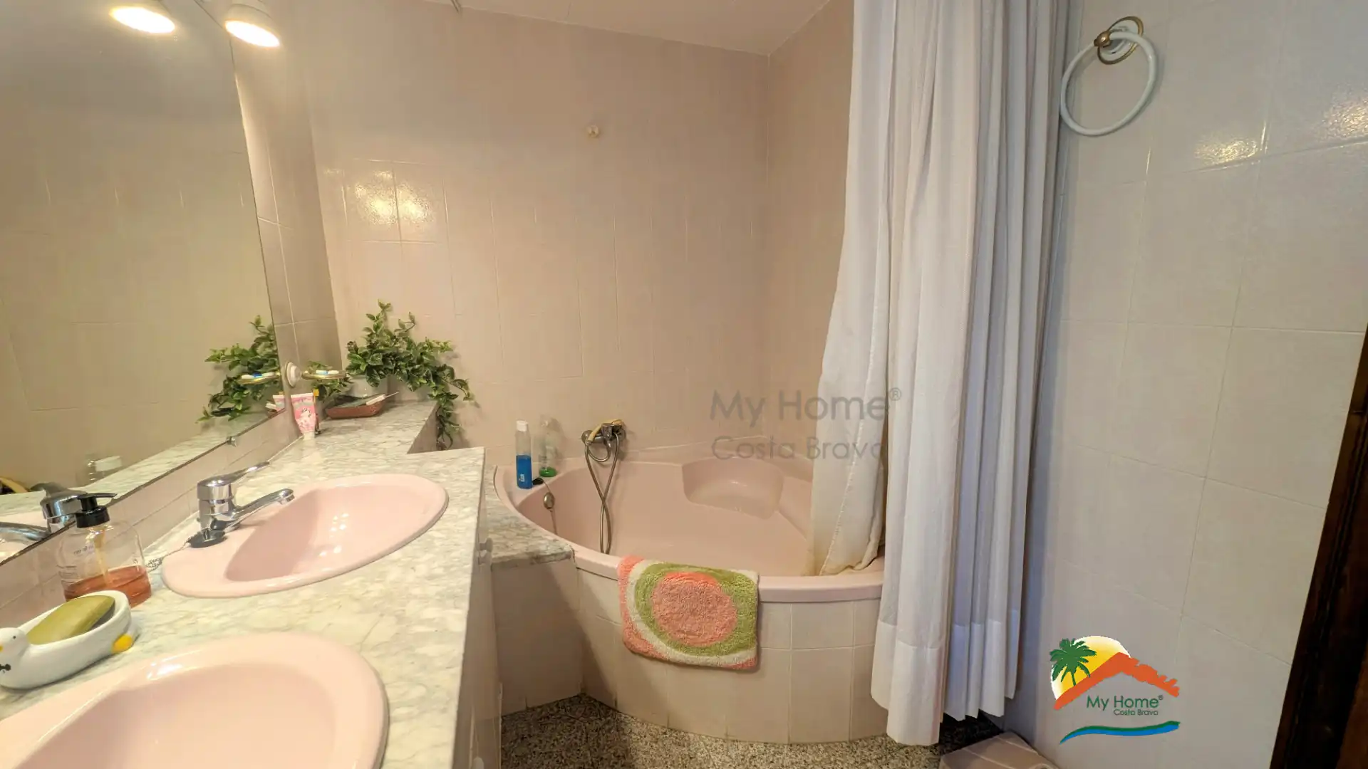 Bathroom of Houses for sale in Blanes  with Heating, Private garden and Terrace