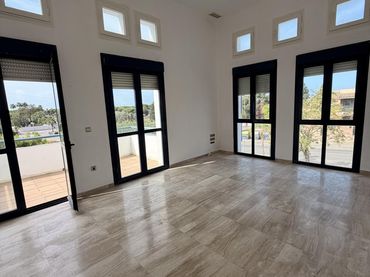 Business premises for sale in Las Lagunas - Campano