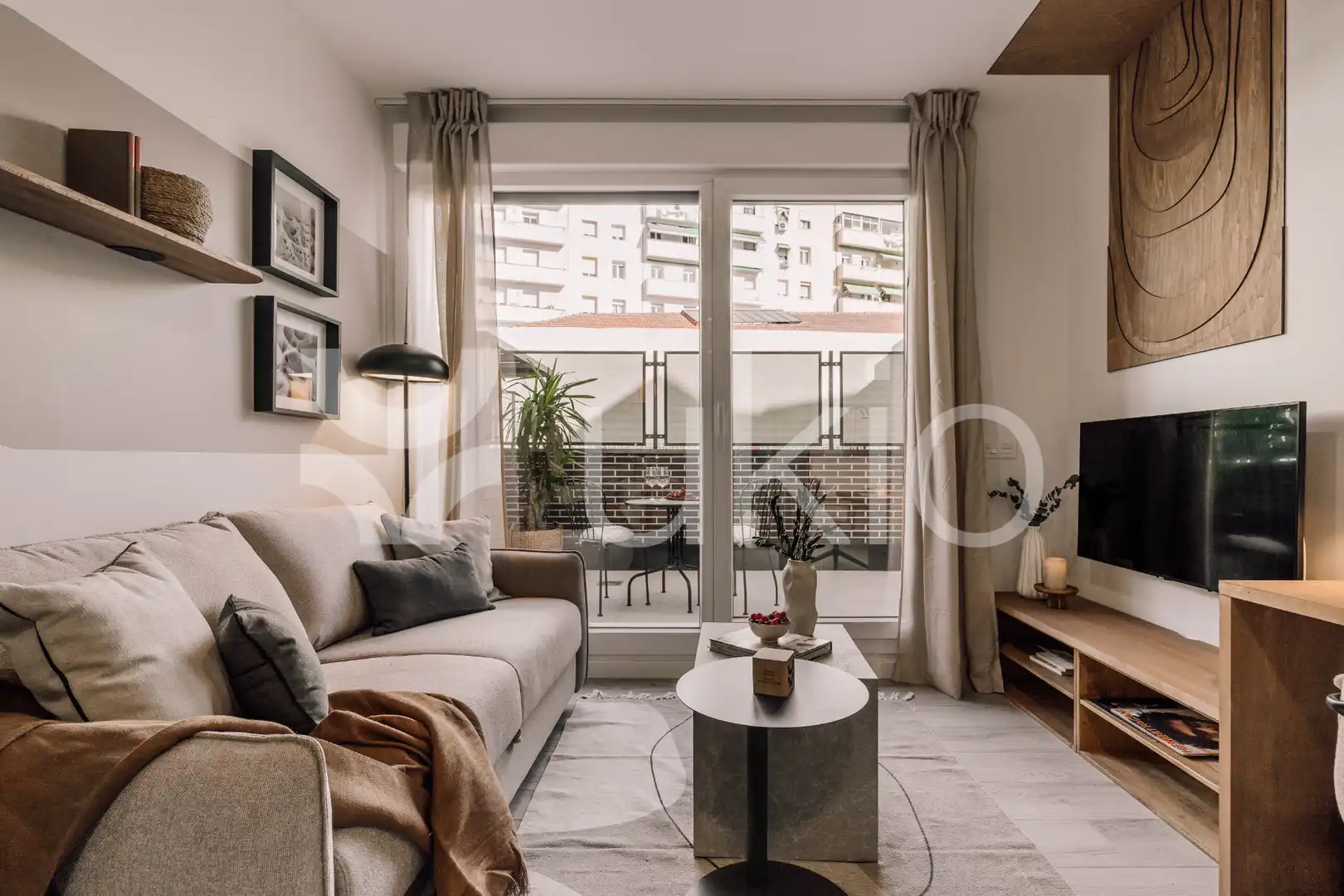 Sala d'estar de Apartament de lloguer en Madrid amb Aire condicionat, Calefacció i Terrassa