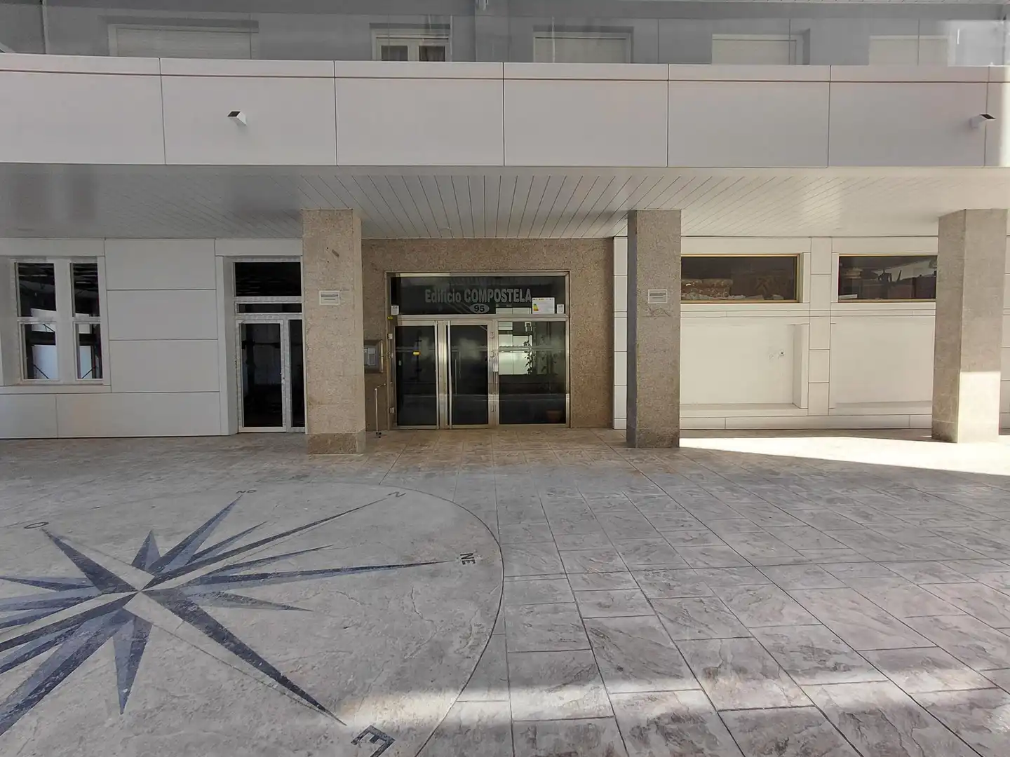 Local comercial de lloguer a Avenida de Rosalía de Castro, imagen 12