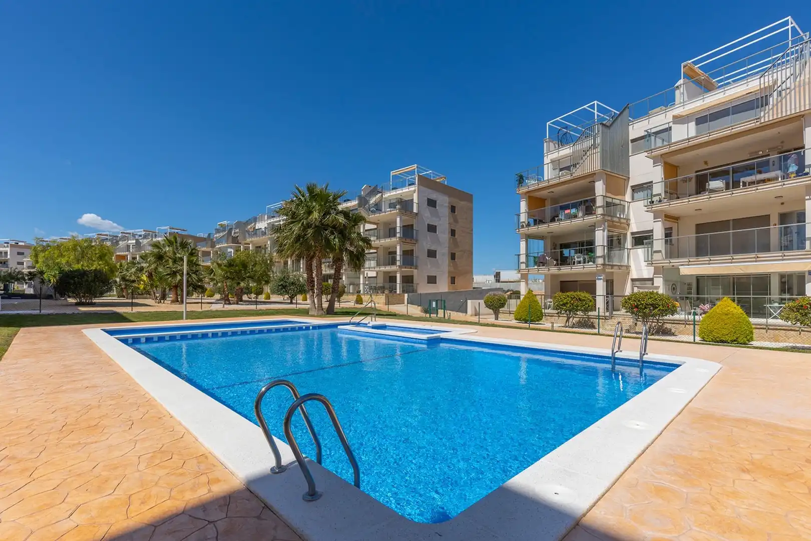 Apartament amb ascensor en venda a Orihuela Costa