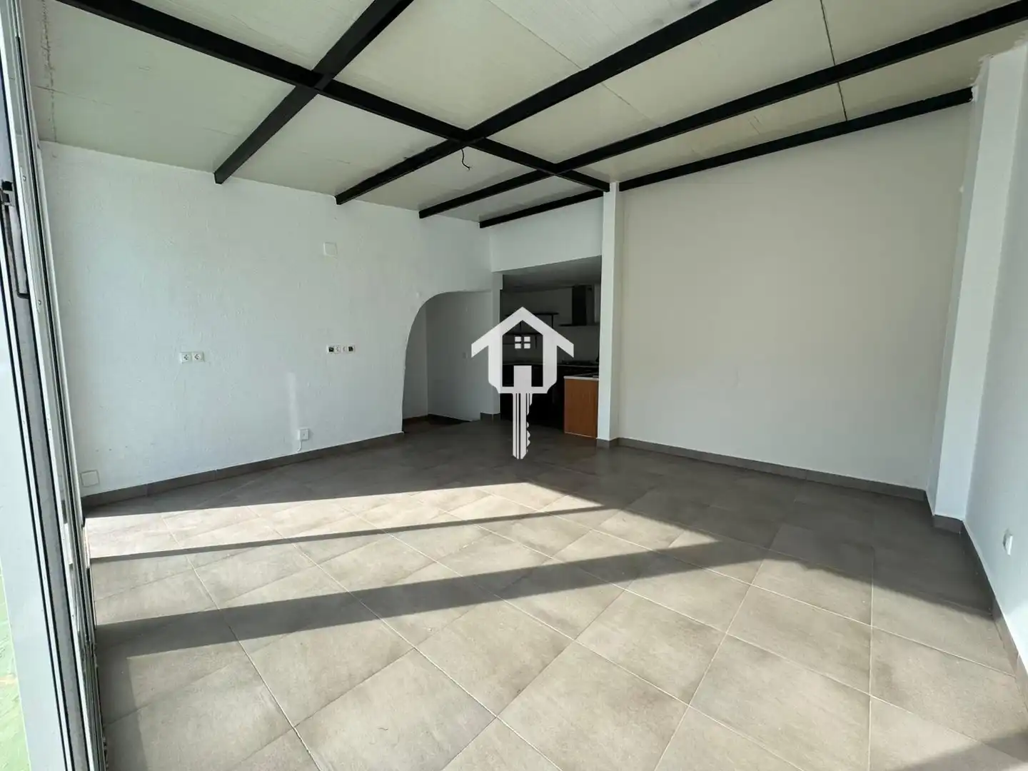 Casa adosada en venta en Alicante / Alacant con Terraza, Trastero y Amueblado