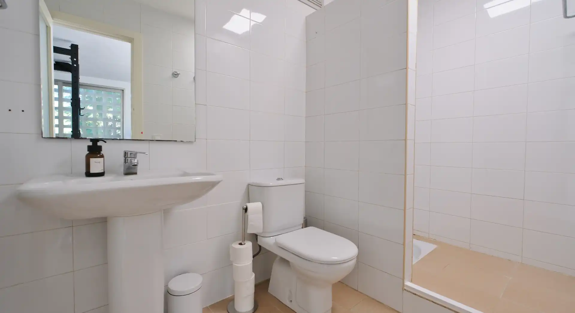 Bany de Casa o xalet de lloguer en Sagunto / Sagunt amb Aire condicionat, Calefacció i Jardí privat