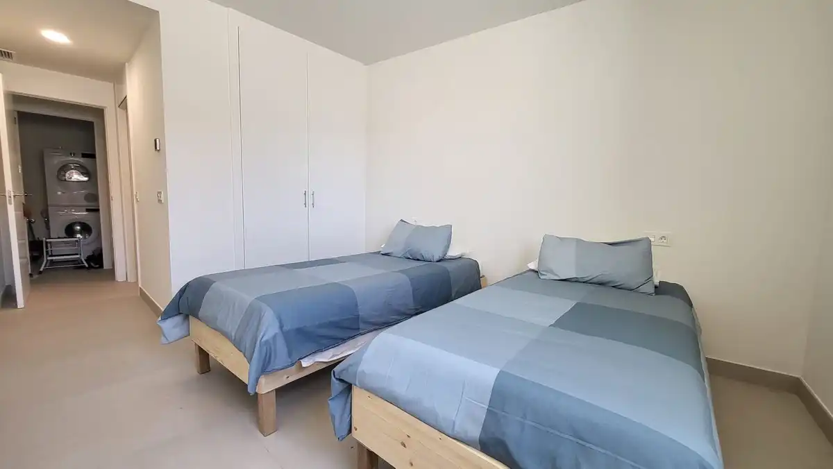 Schlafzimmer von Wohnungen zur Miete in Mijas mit Klimaanlage, Terrasse und Abstellraum